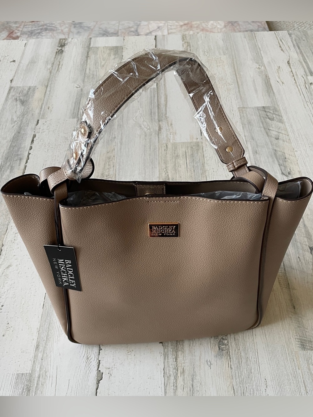 Badgley Mischa Shoulder Bag in Taupe Gold Hardware Soft Man Made Material NEW